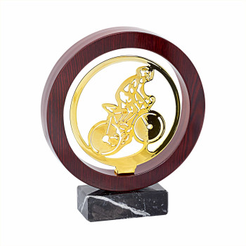 Trophée bois et métal...